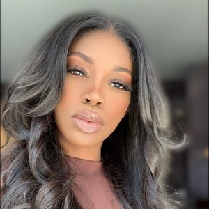 Meet your Posher, Sharonda